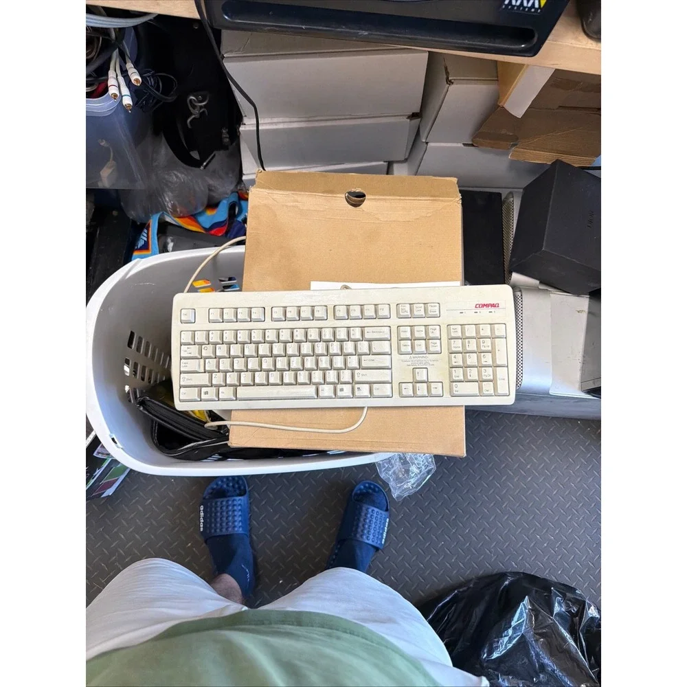 Compaq KB-9860 Vintage Wired PS/2 Keyboard Beige 166516-006 Retro Computing